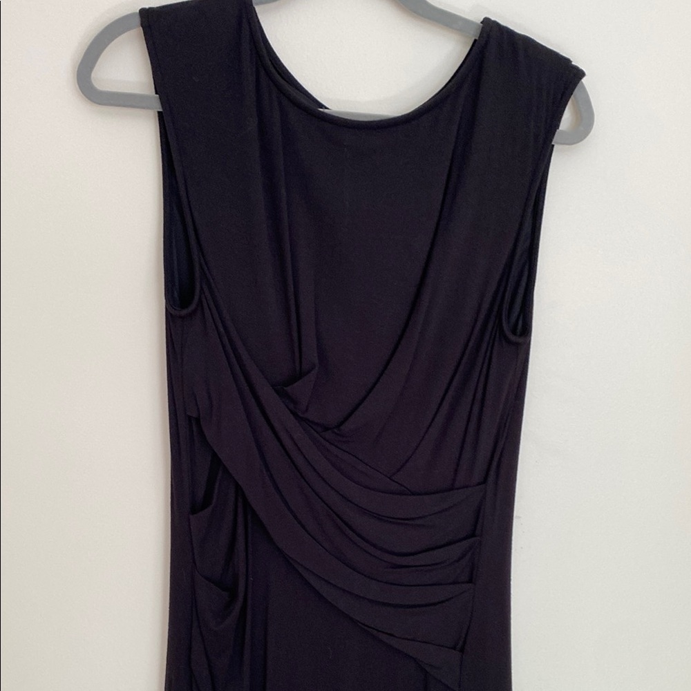 Elegant Black Sleeveless Dress